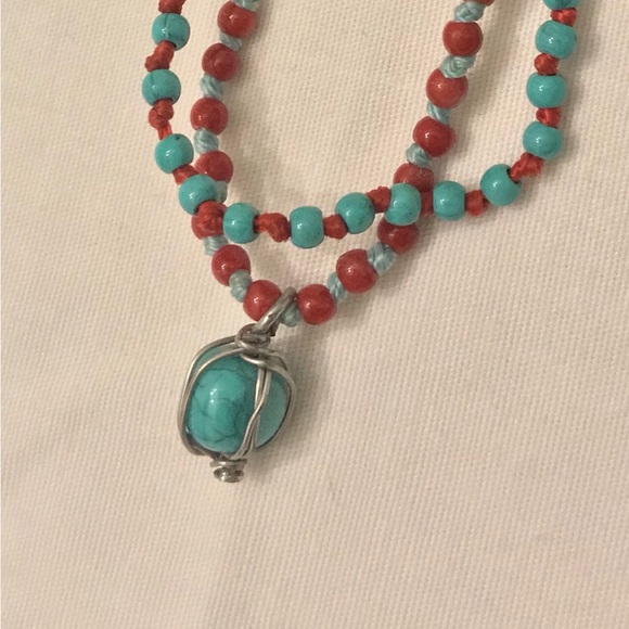 BRACELET - Red and turquoise beads with turquoise stone. Monet. 7-1/2”. - Picture 2 of 5